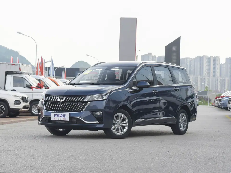 Wuling Jiachen 2022 1.5T CVT Smart Enjoy Luxury Type — оригинальная фотография 1